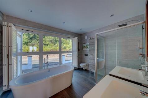 48a Worcester Rd (14).jpg