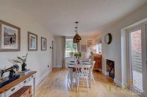 Greenfields (17).jpg