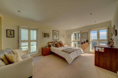 48a Worcester Rd (10