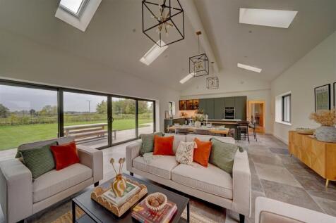 Arrow House (23).jpg