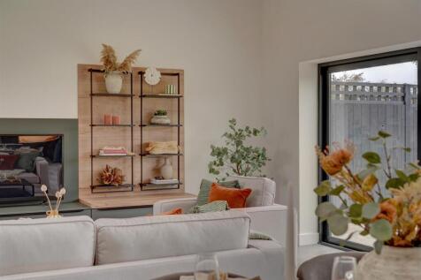 Arrow House (41).jpg