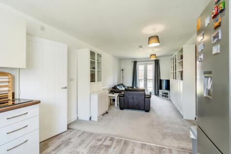 Lounge / Kitchen