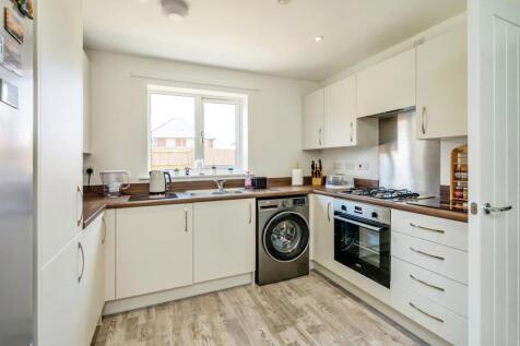 Lounge / Kitchen