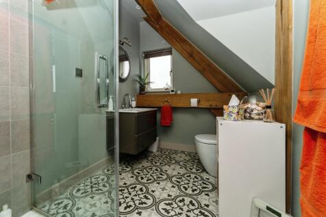 En-suite One
