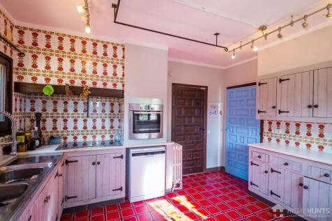 Property Image 9