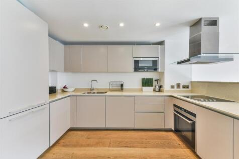 HAWTHORNE CRESCENT, 55- (1).jpg