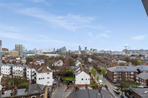 LAMBARDE SQUARE, 8, 31    .(10 FROM 18)-9.jpg