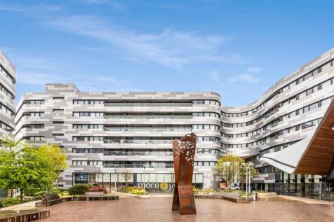 LAMBARDE SQUARE, 8, 31    .(10 FROM 18)-18.jpg