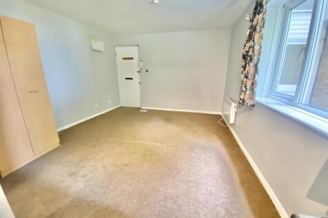 Studio Room
