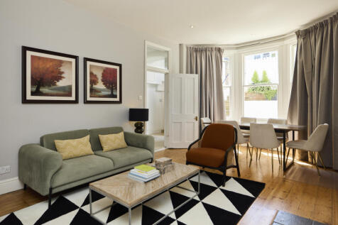 living room 2.jpeg