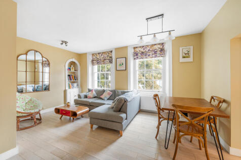 Reception room.jpg