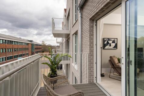 primary property image