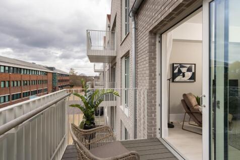 primary property image