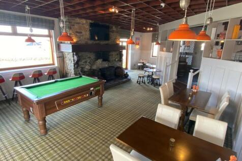 Lower dining /pool