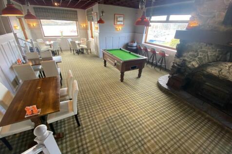 Lower dining