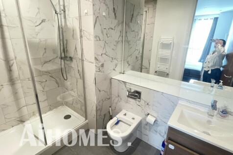 bathroom2