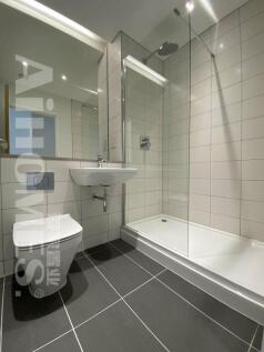 B1011 bath2