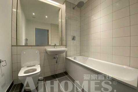 B1011 bath1