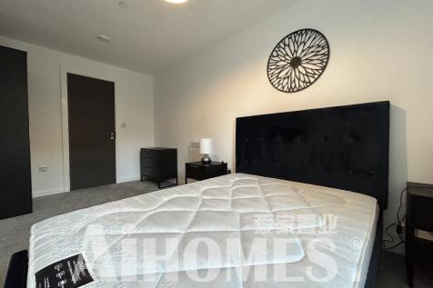 C202DT-Bedroom22