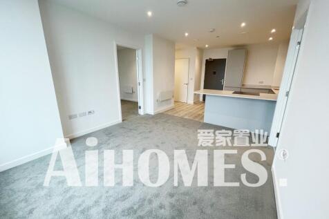 10803-Living room3