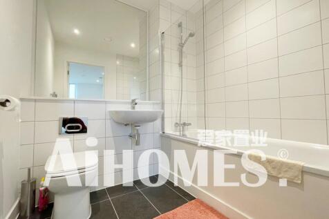 10803-Bathroom4