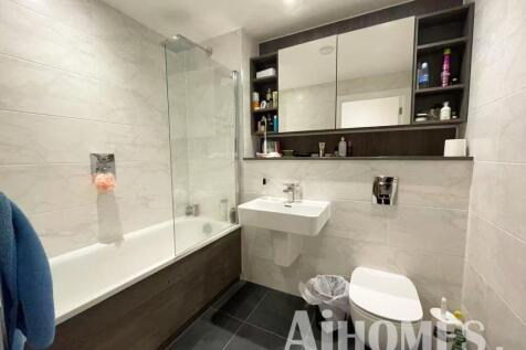 cfcb2b100ee33138b376