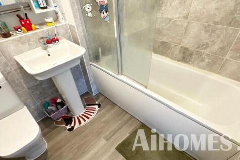 WhatsApp Image 2025-