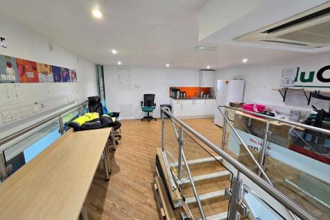 Mezz Floor