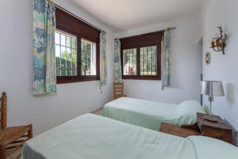 Property Image 38
