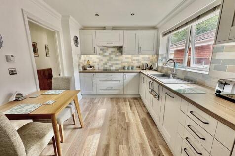 Fully Integrated Kitchen 