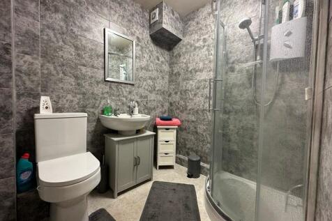 Modern Shower Room 