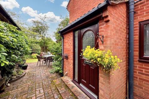 Own Entrance