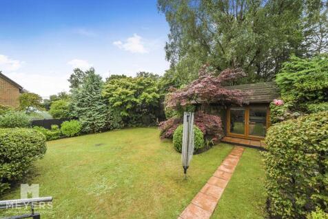 Southerly Aspect Private Garden 