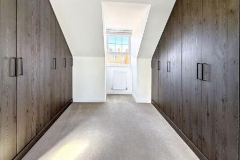 Fitted Bedroom 1