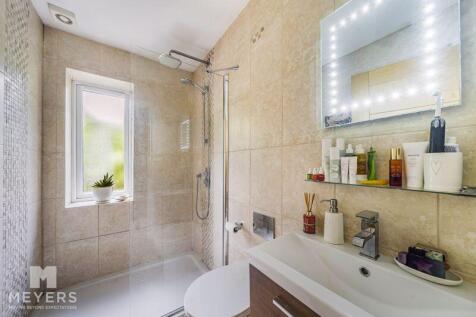 Ensuite Shower