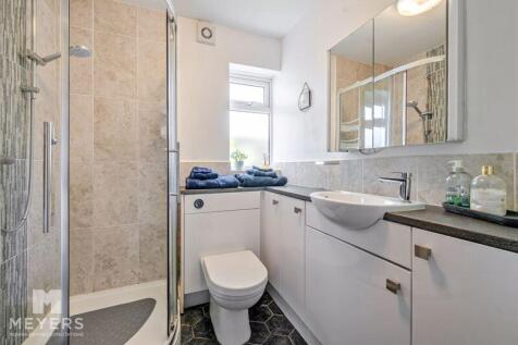 Annexe Shower Room