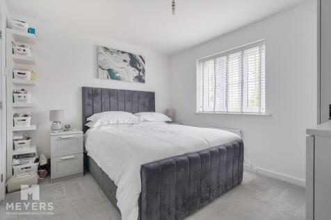Bed 1