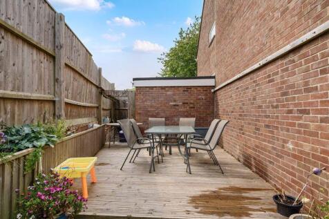 Secluded Decking Area