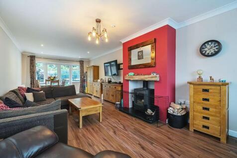 Triple Aspect Living Room