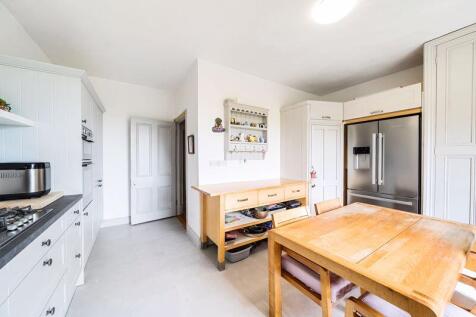 Kitchen / Breakfast Room 