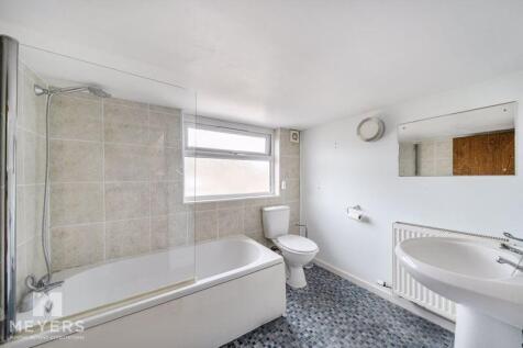Upstairs Bathroom