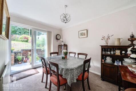 Dining Room / Bedroom 3