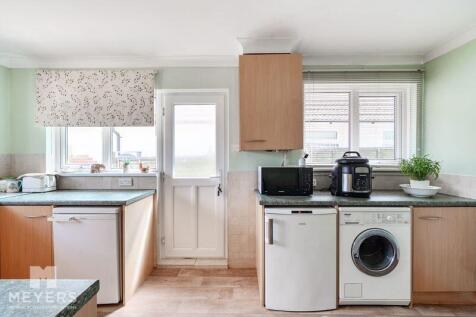 Bright Kitchen