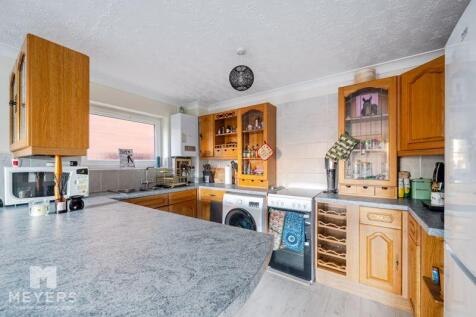 Generous Kitchen Area