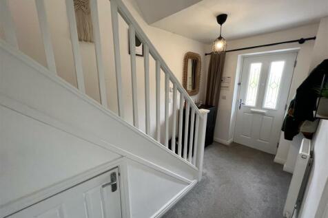 Entrance Hall.JPG