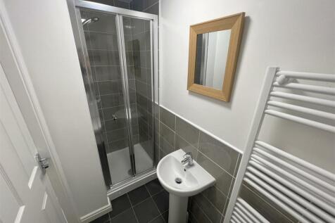 En-suite A.JPG