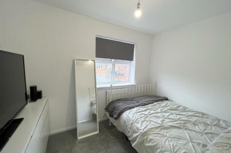 Bedroom 3.JPG