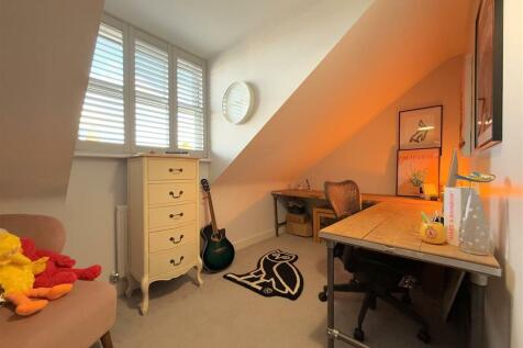 Bedroom 4A.JPG