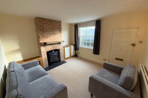Living Room A.JPG