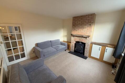 Living Room B.JPG